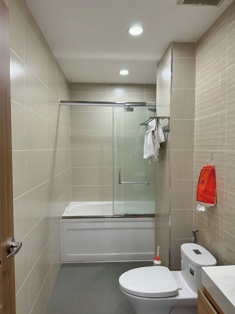 Standard Room, 1 Queen Bed, Air conditioning, Garden View
