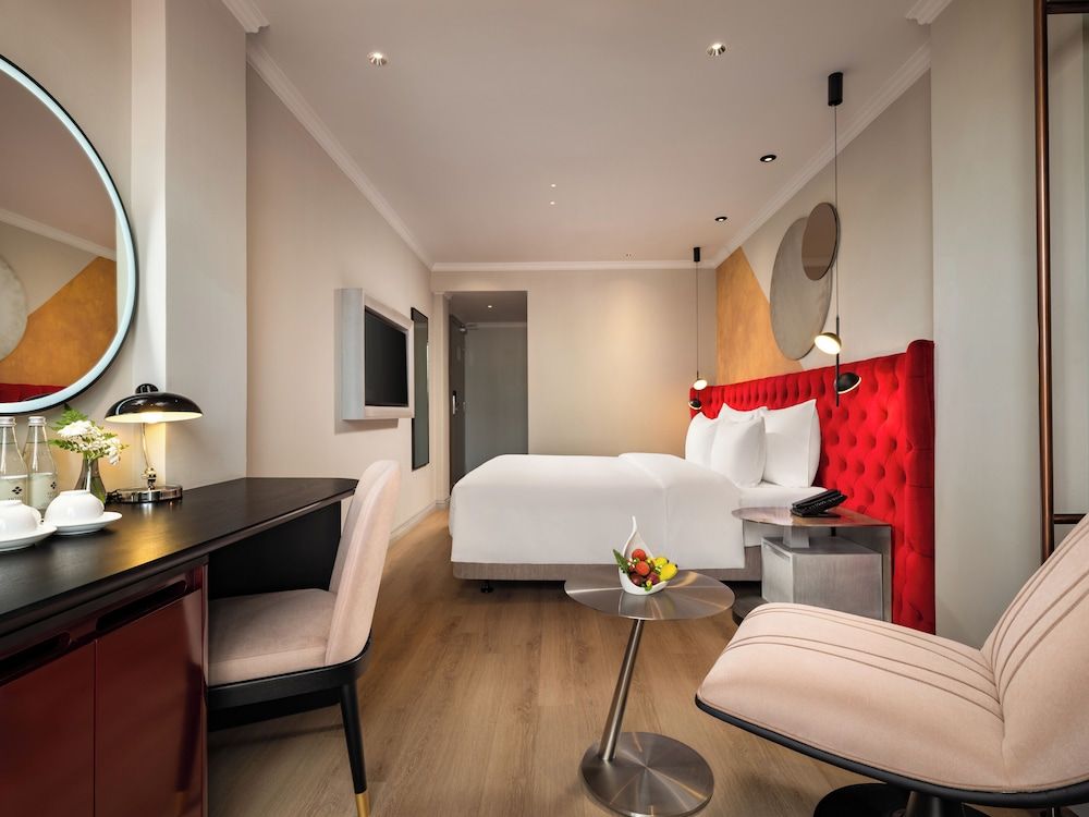 Premium Room Standing Balcony