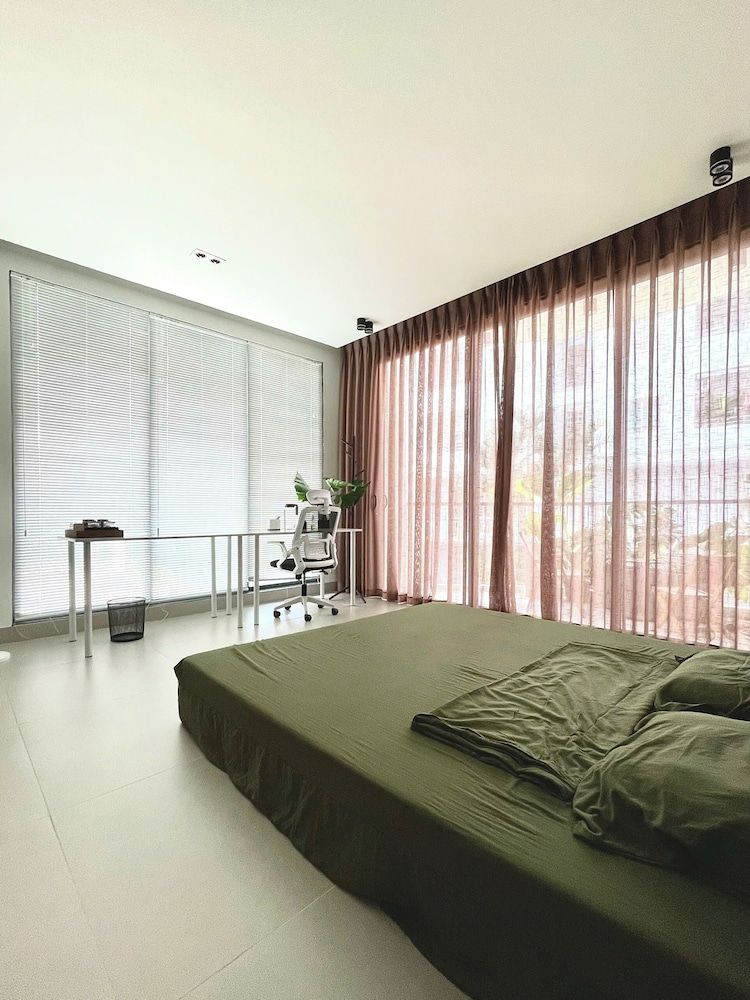 Basic Room, Balcony, Garden View