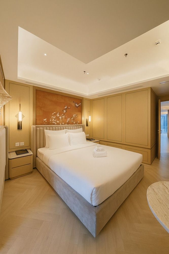 La Passion Sai Gon Hotel Grand Suite, Balcony, City View - Afternoon Tea on Sky Beach 9