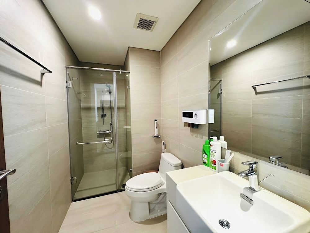 Vinhome Sky Lake-Sunhometel Apartment, 2 Bedrooms, Balcony 4