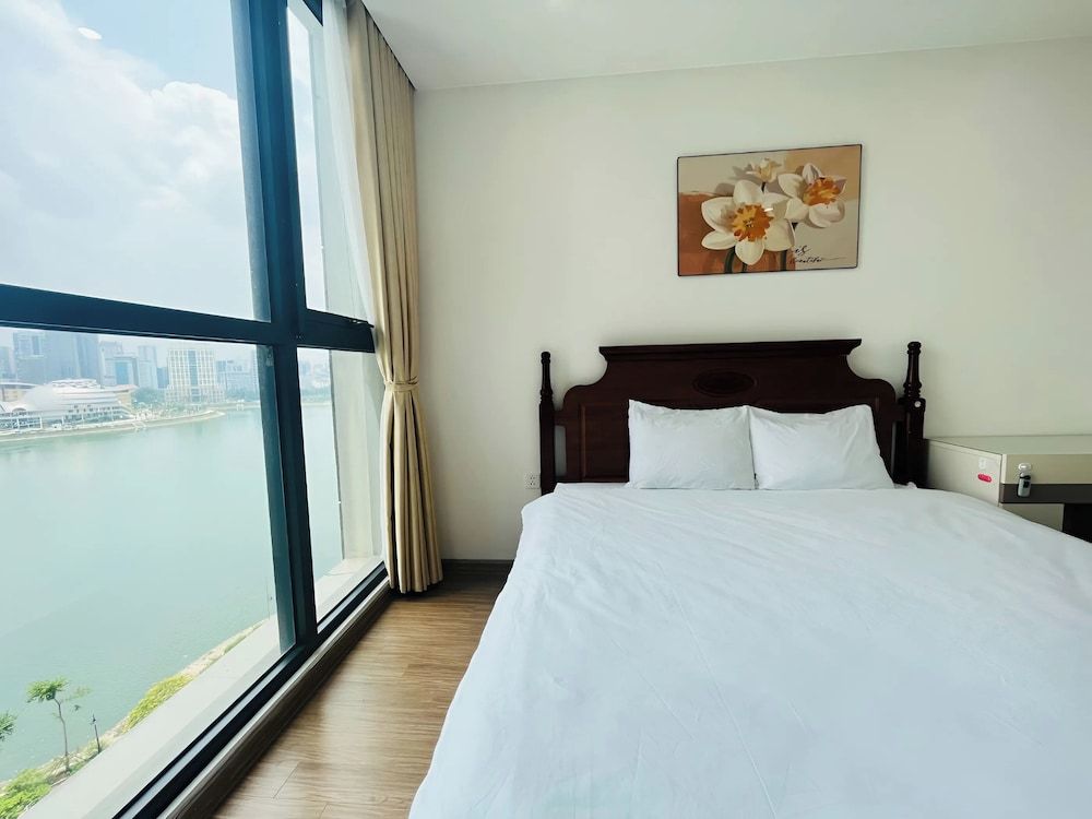 Vinhome Sky Lake-Sunhometel Apartment, 3 Bedrooms, Balcony 3