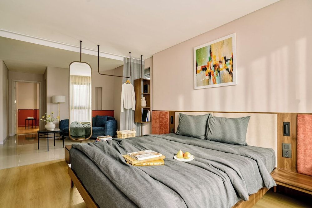 2 Bedroom City View