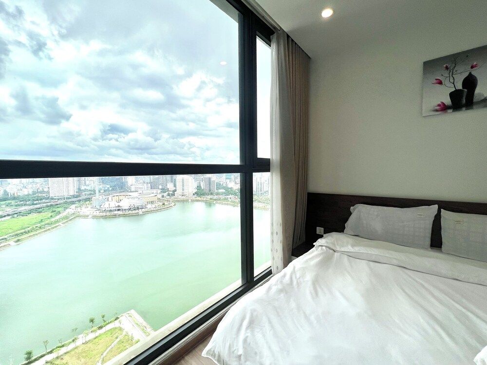 Luxury Apartment, 2 Bedrooms, City View