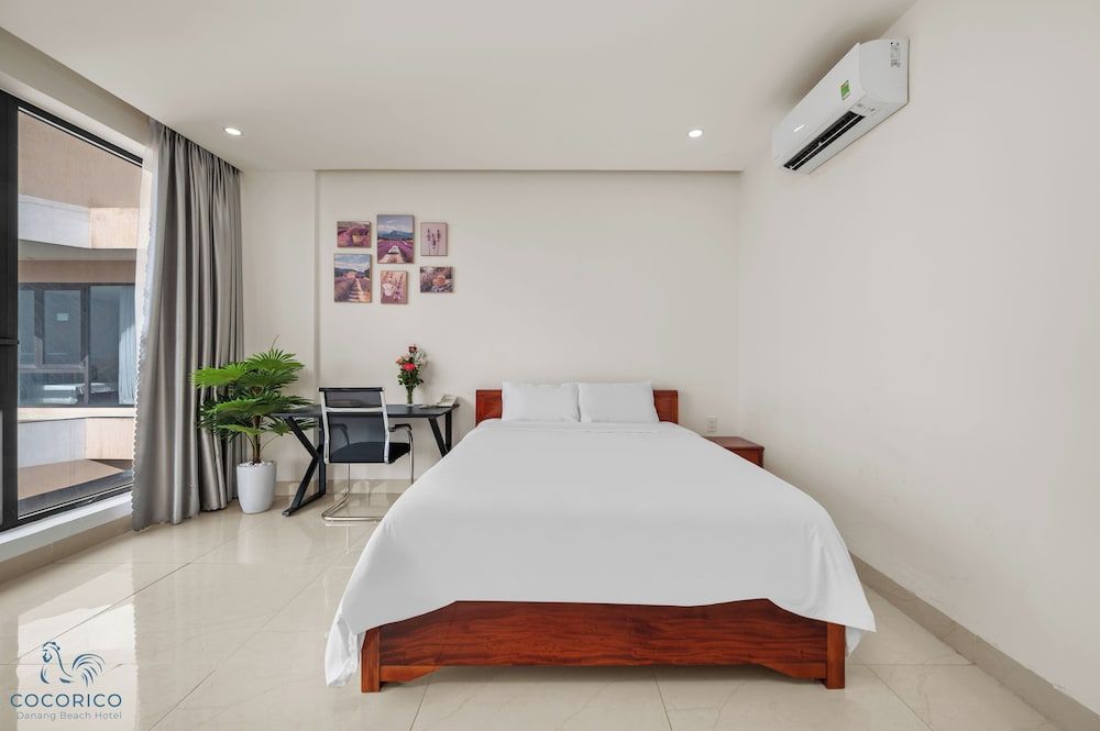 Deluxe Double Room, 1 Queen Bed, City View