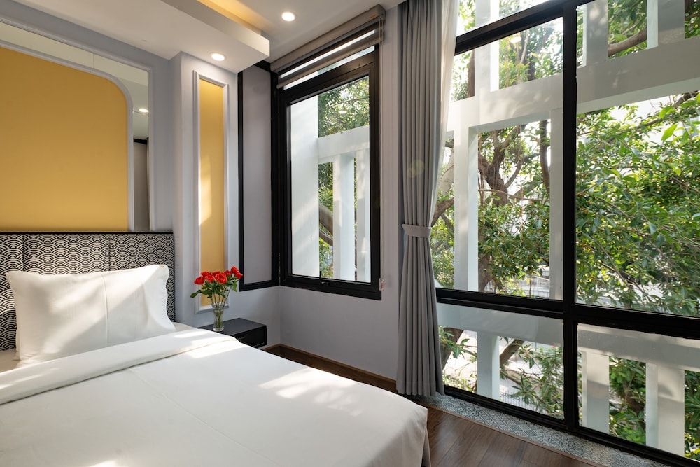 Premium Suite Room With City View
