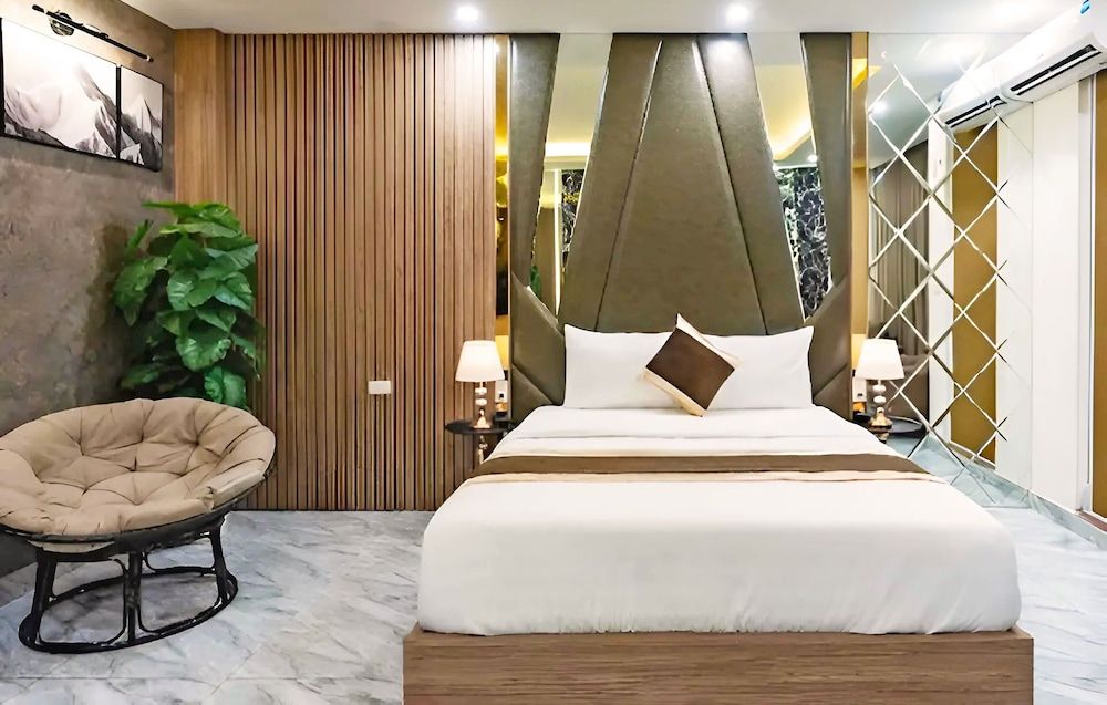 Double Room, City View