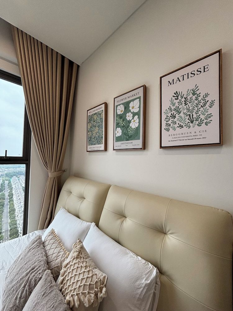 Lake View Homestay Masteri Oceanpark Deluxe Apartment, Lake View 22