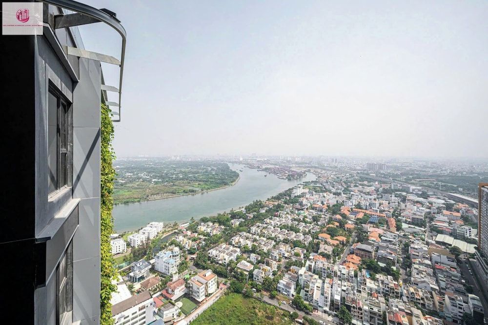 The Lumiere Riverside luxury Apartment Panoramic Apartment, 1 King Bed, City View 3