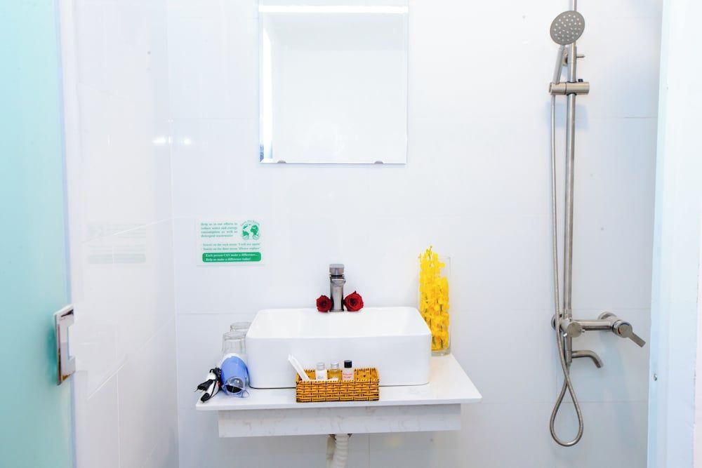 The Rice De Tham Hotel Deluxe Room, City View 21