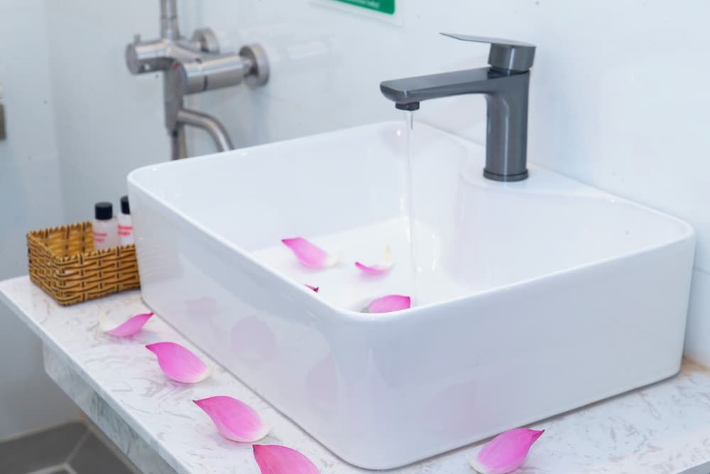 The Rice De Tham Hotel Deluxe Room, City View 24