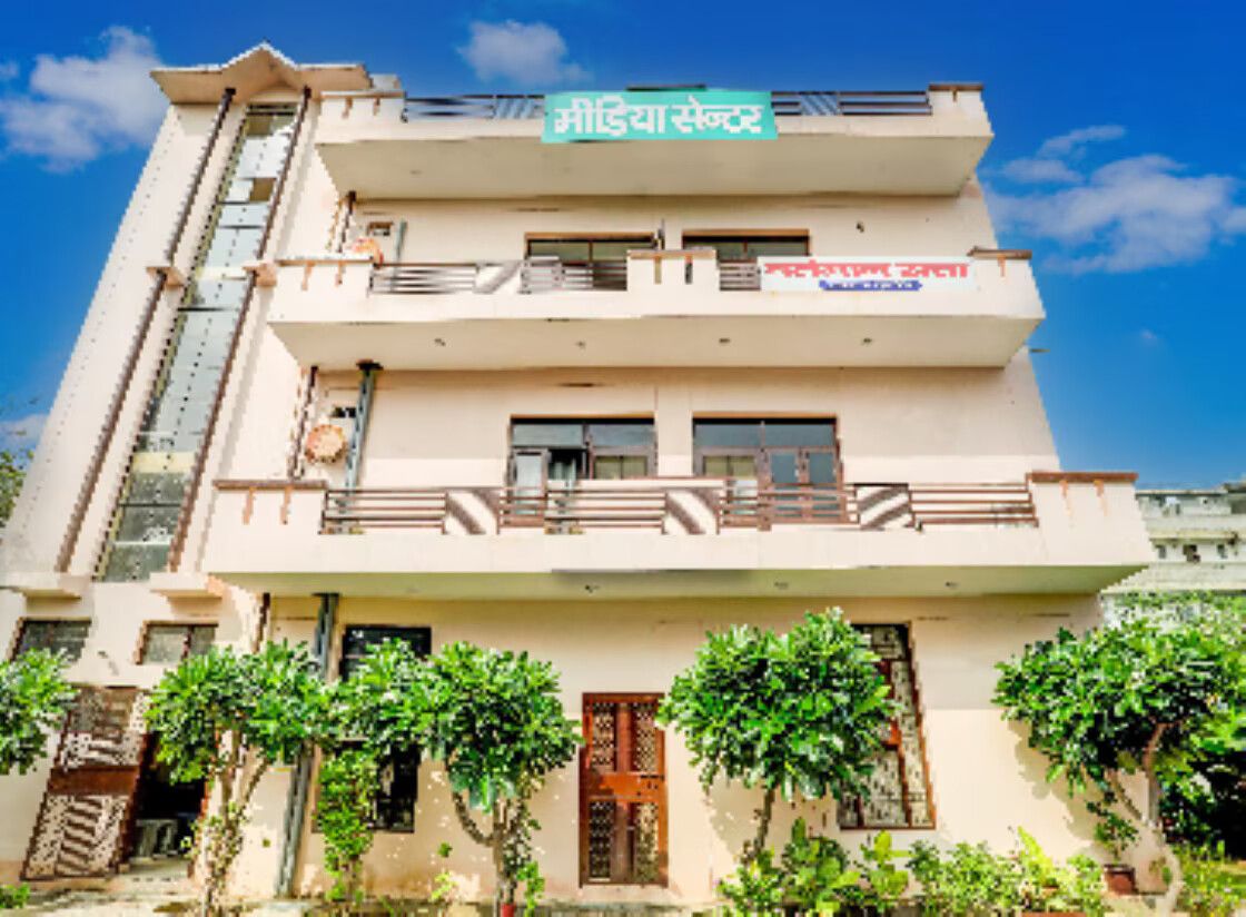 HOTEL JAGDAMBEY RESIDENCY