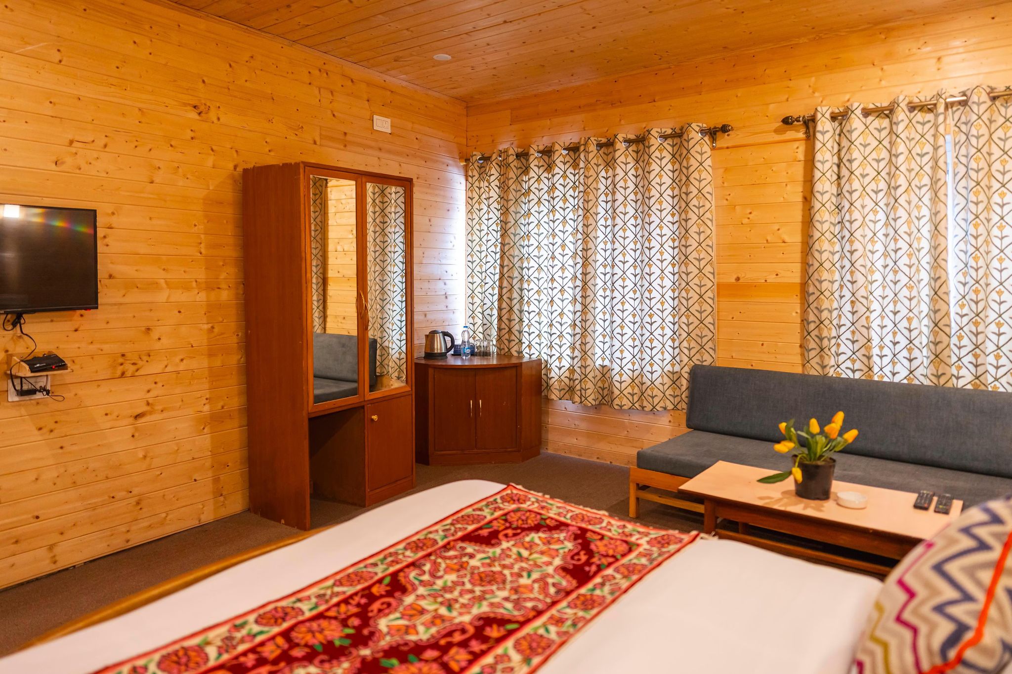 Volga Hotel Deluxe Room 2