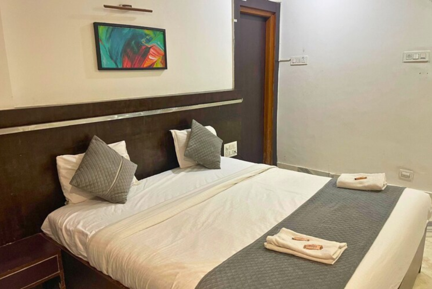 Hotel Kiara Shirdi Park Inn Standard Triple Bed NON AC 3