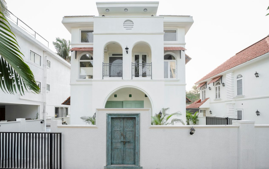 Staymaster White Castle - 3, 4 & BHK Villas in Vagator