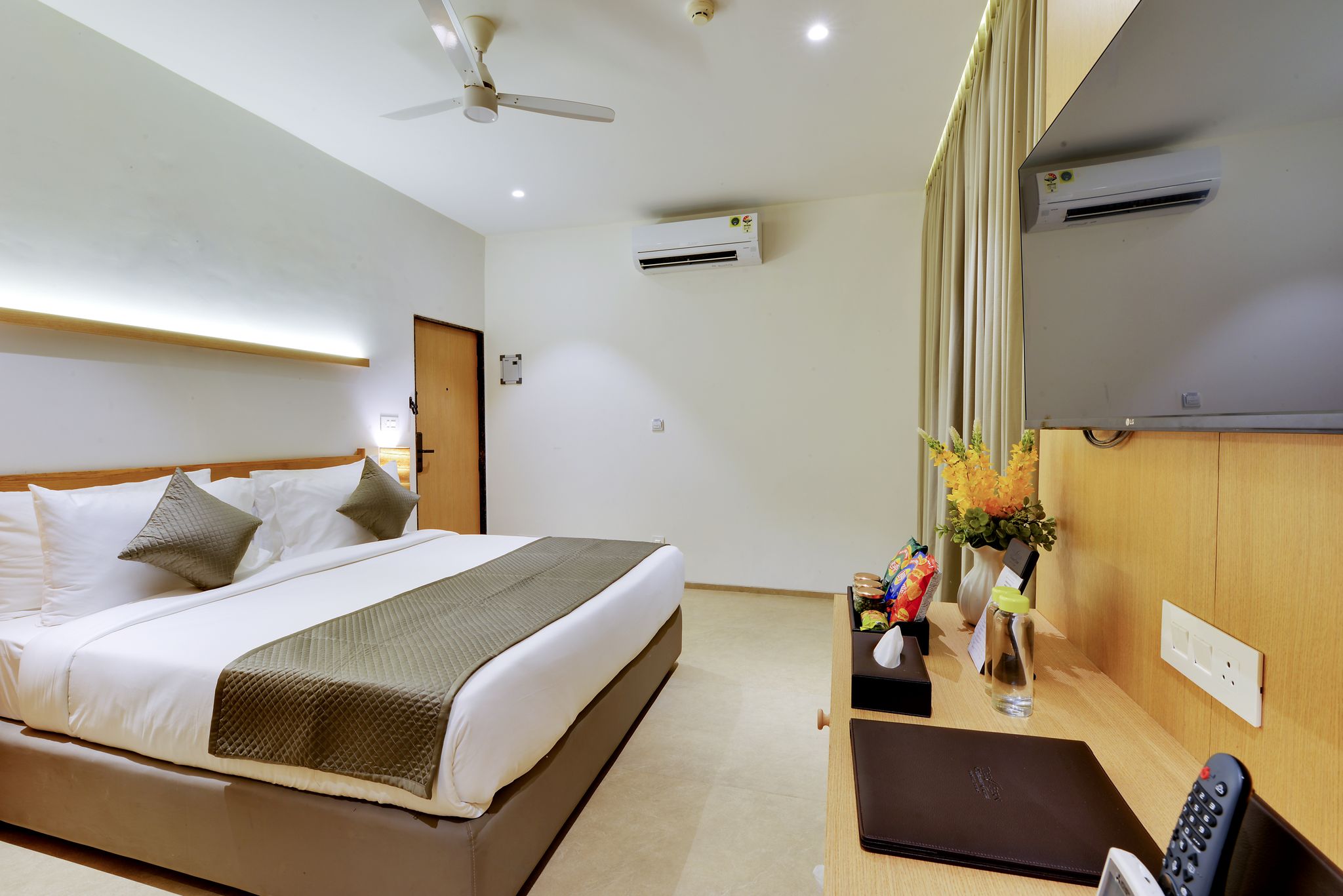 Winter Green Premium Room, 1 King Bed