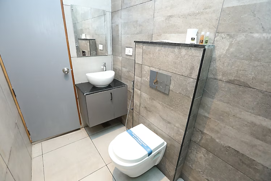 Hotel Aalia Residency Deluxe Room 4