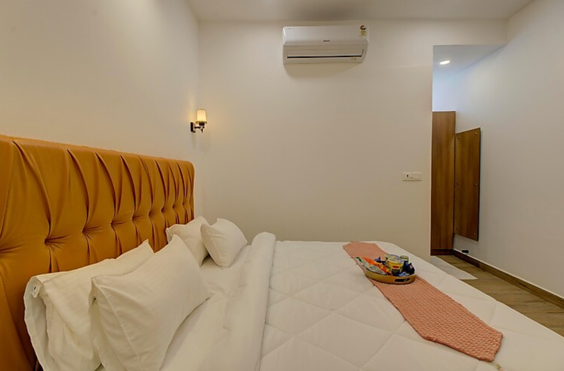 Sandane Homes The Luxury Boutique Deluxe King Room 3