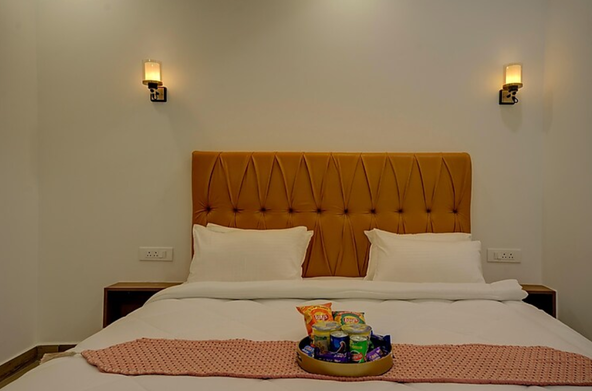 Sandane Homes The Luxury Boutique Deluxe King Room 10