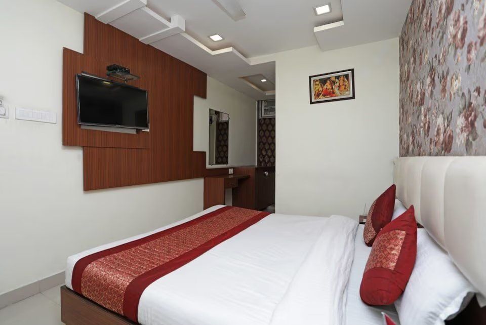 Hotel Krishna Galaxy Deluxe AC Room 3