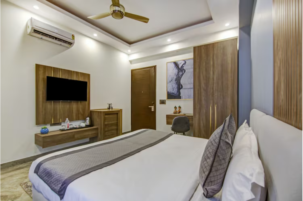 Deluxe Room with Balcony