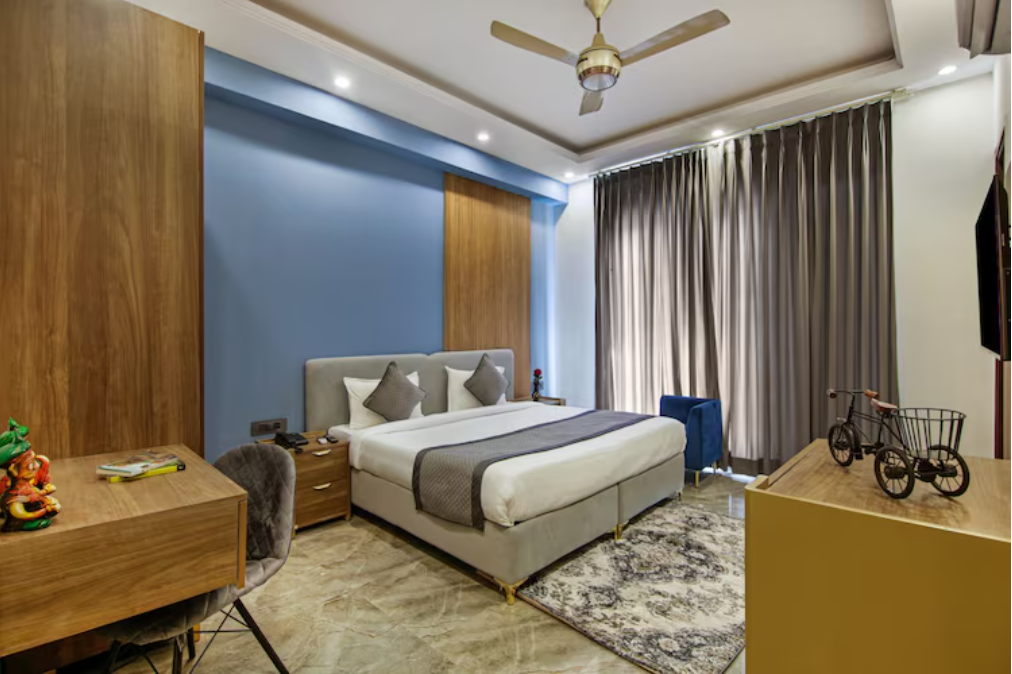 Deluxe Room with Balcony