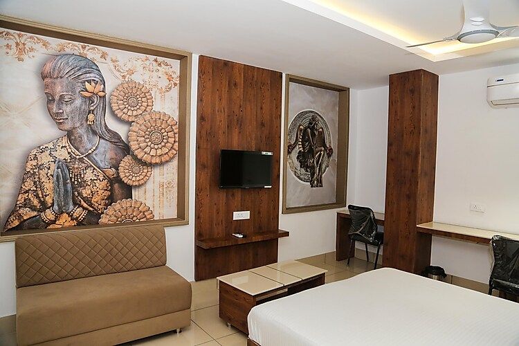 Super Deluxe AC Room