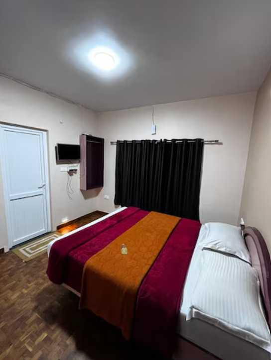 Hillside Residency Standard Queen Bed Room 2
