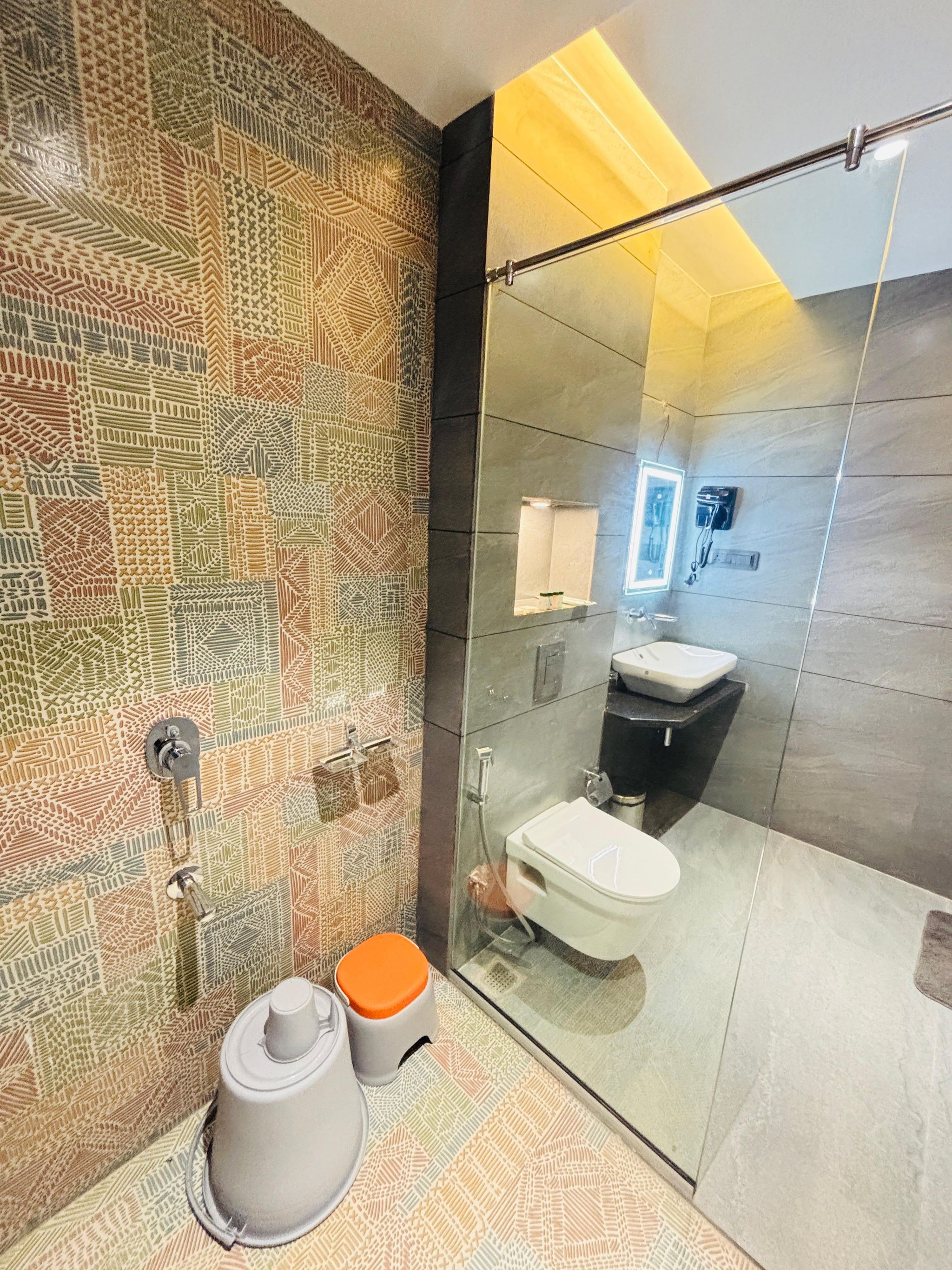 Hotel Sun N Moon Standard Room with City View 5