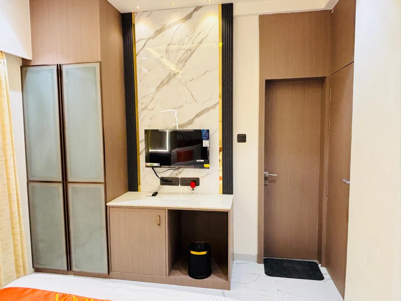 Hotel Sun N Moon Standard Room with City View 9