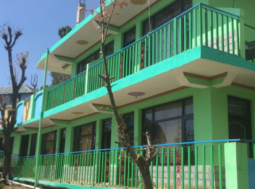 Hotel Kareri Royal