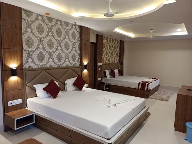 STANDARD AC 4 BEDDED ROOM