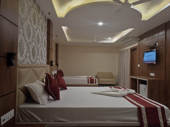 STANDARD AC 4 BEDDED ROOM