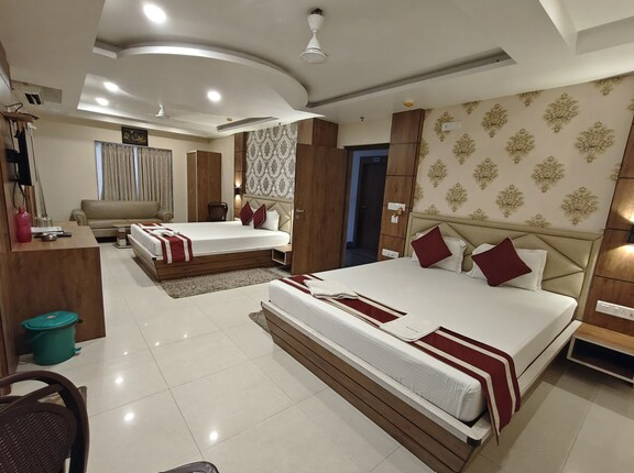 STANDARD AC 4 BEDDED ROOM