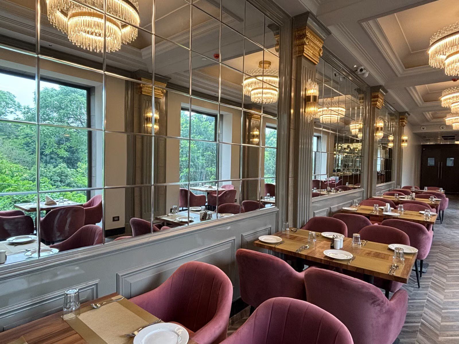 Food & Dining