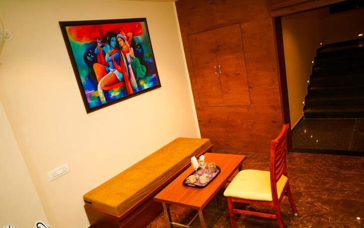 Hotel Abhijeet Executive Suite AC Room 10