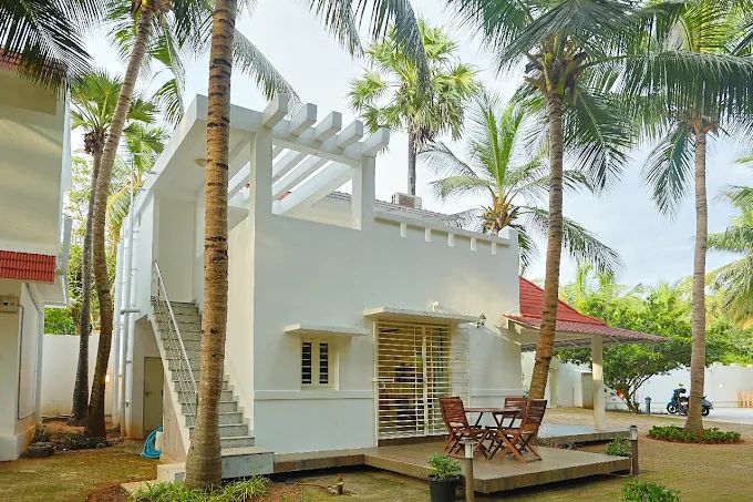 Kamar Grove Resort ECR