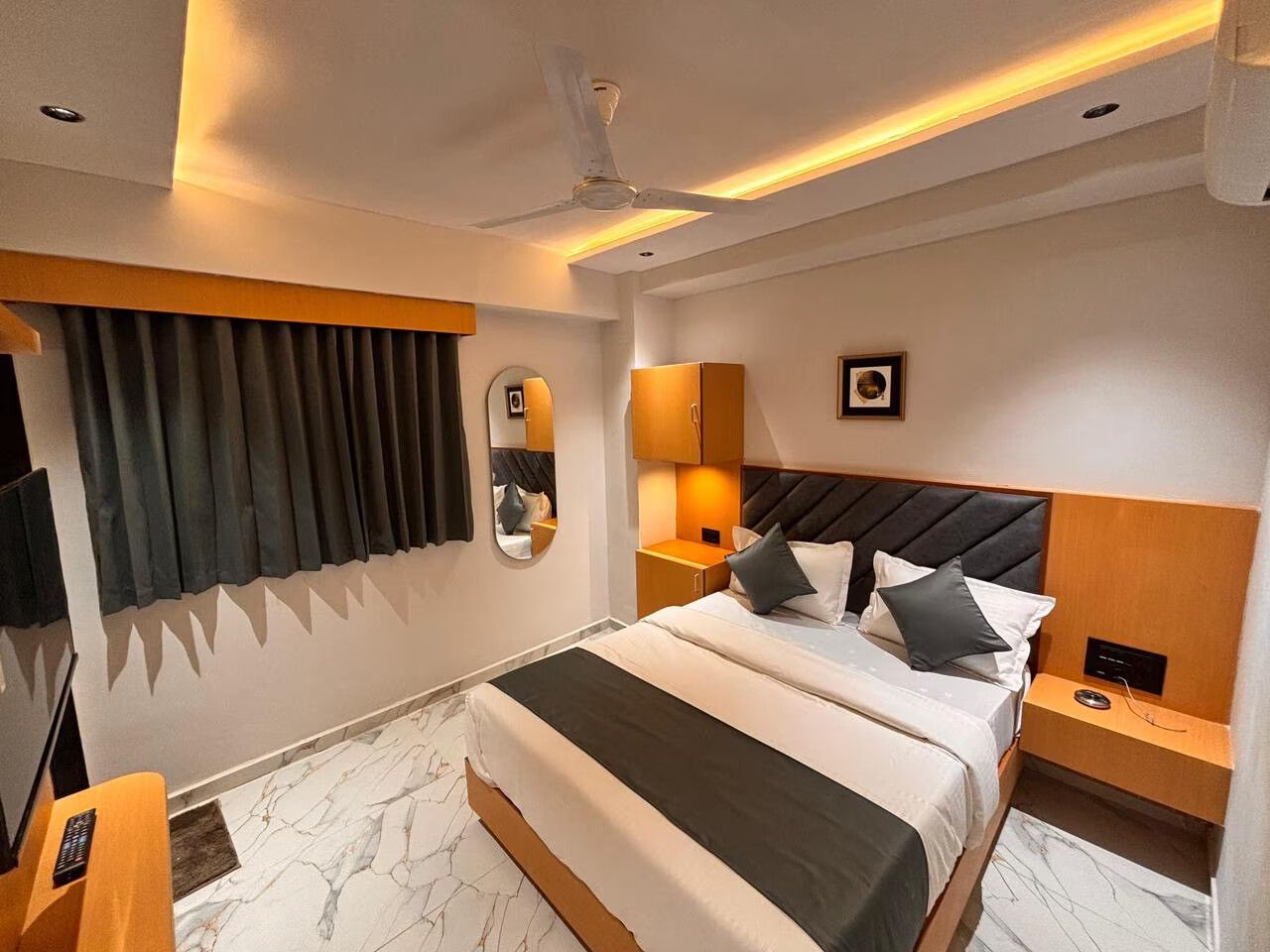 HOTEL PALLADIUM LAKE Deluxe Room 3