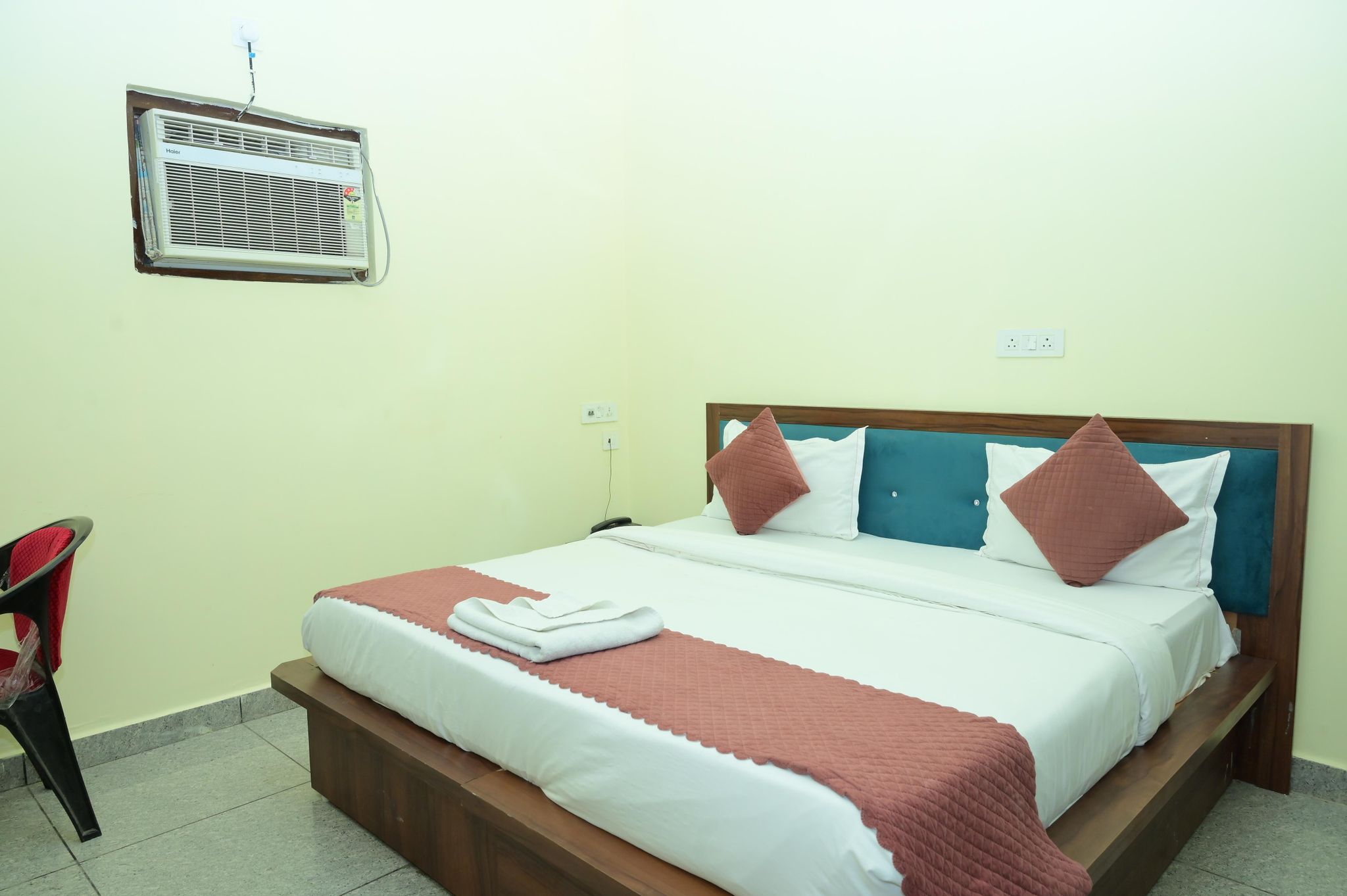 Hotel Moon Deluxe Room With High Speed Wifi 3