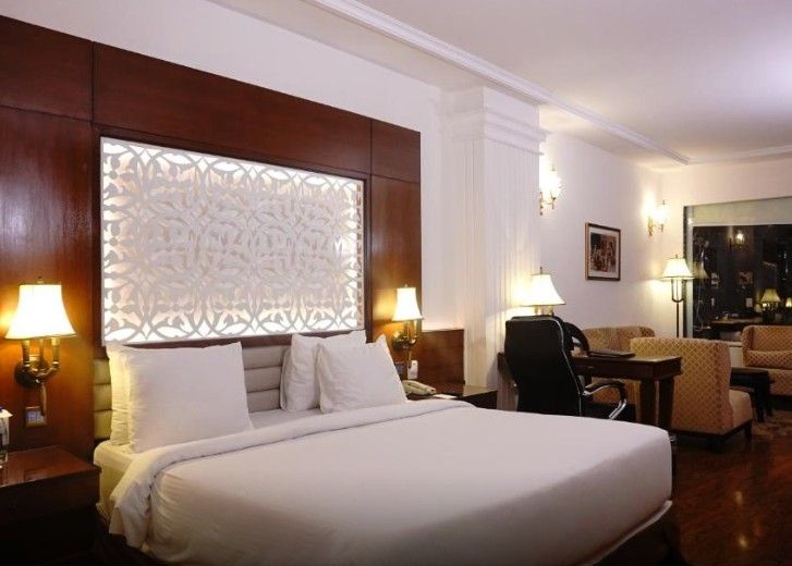 Ramada Plaza By Wyndham Chandigarh-Zirakpur Executive Twin Room (Non Smoking) 2