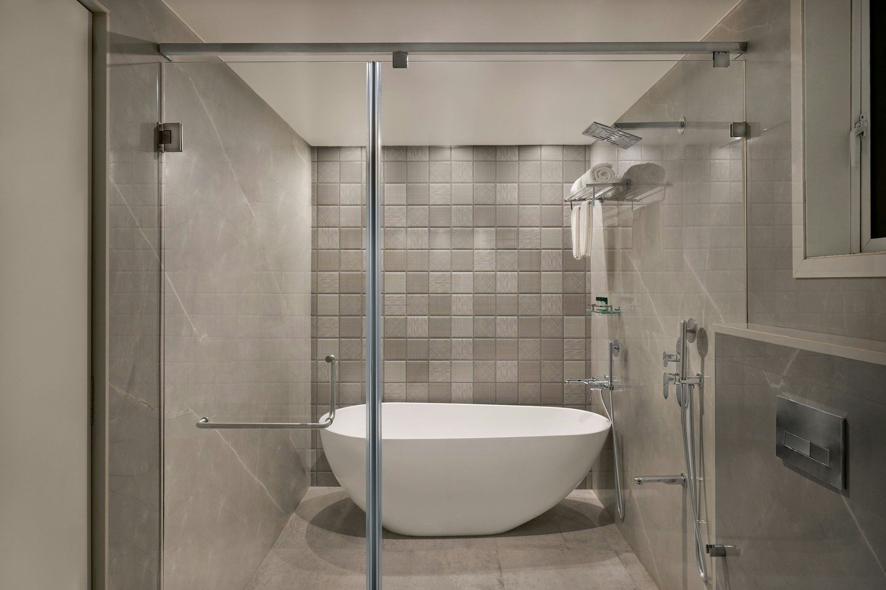 Fern Classic, Suite, 1 King, City view