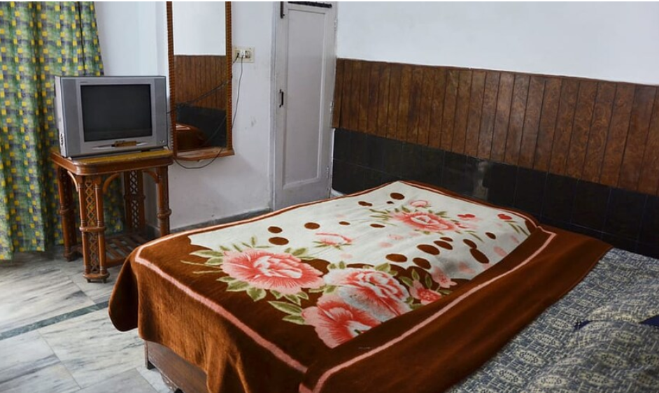 Four Bedded Non AC Room River View