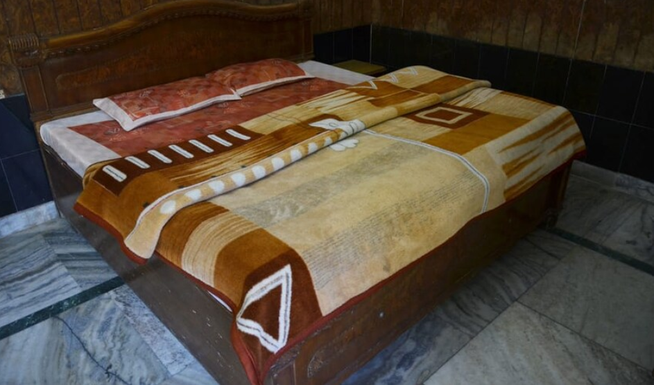 Four Bedded Non AC Room River View