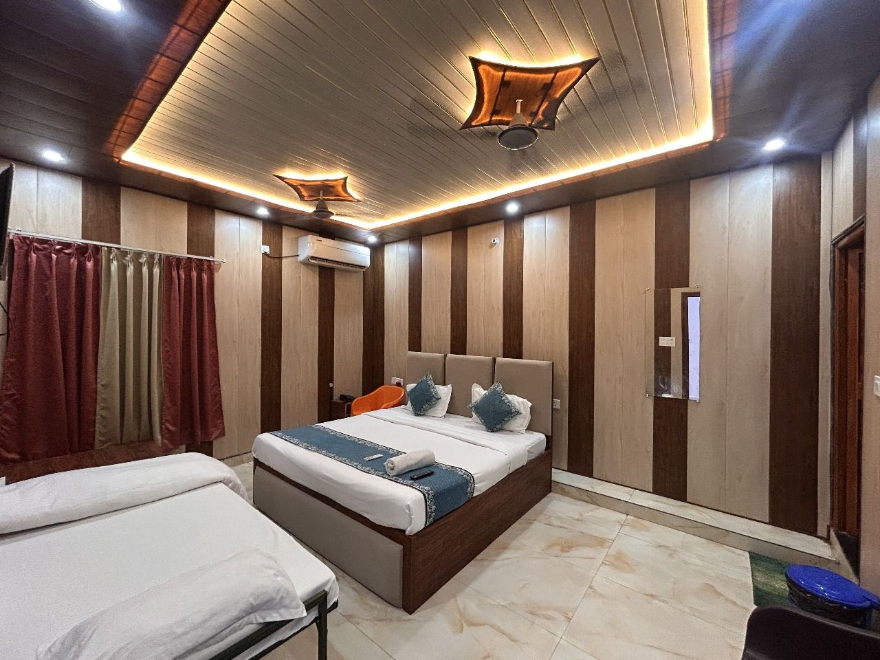 Family Bed Room AC