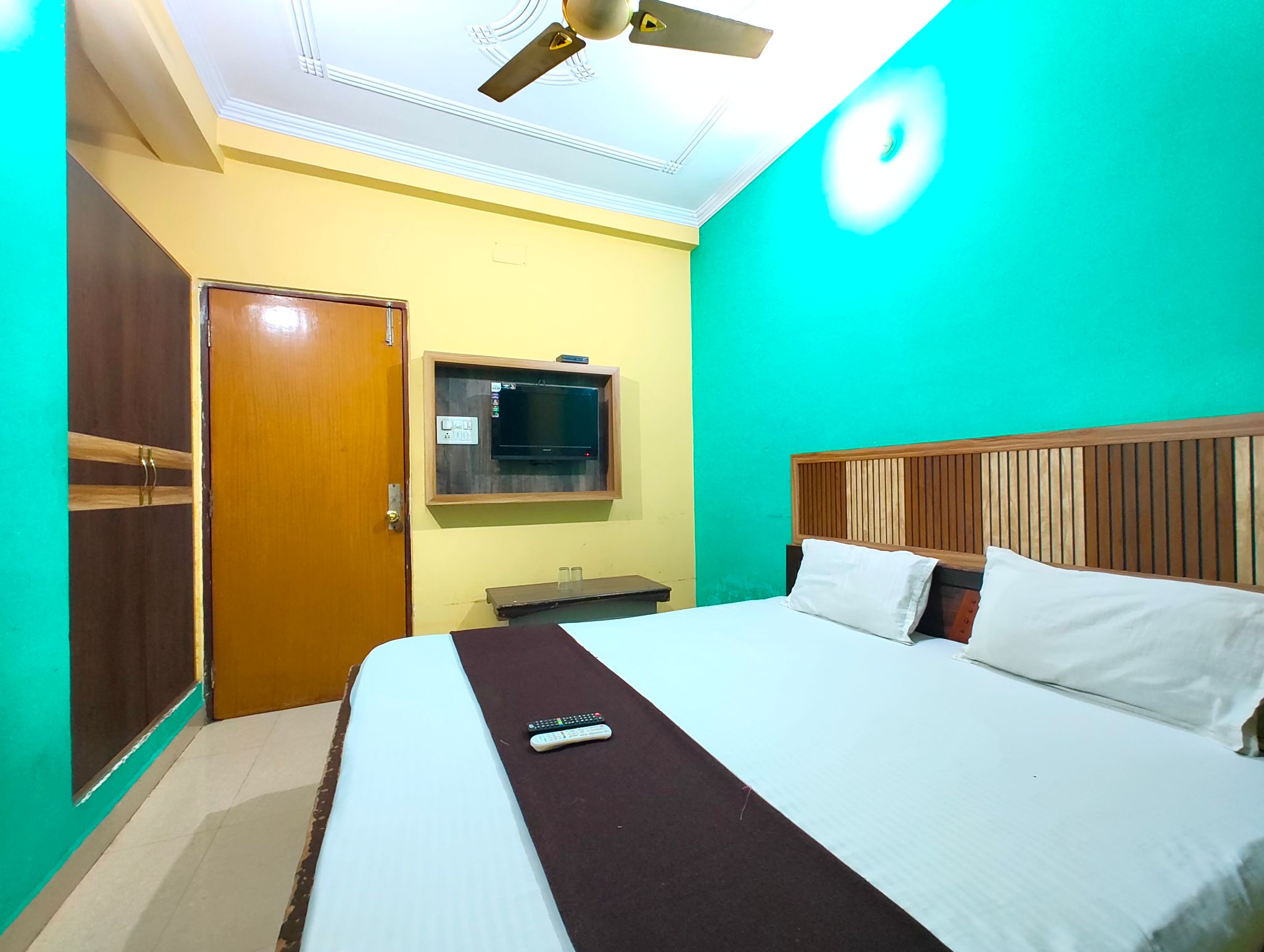 Deluxe Double Bed Room Non AC Room