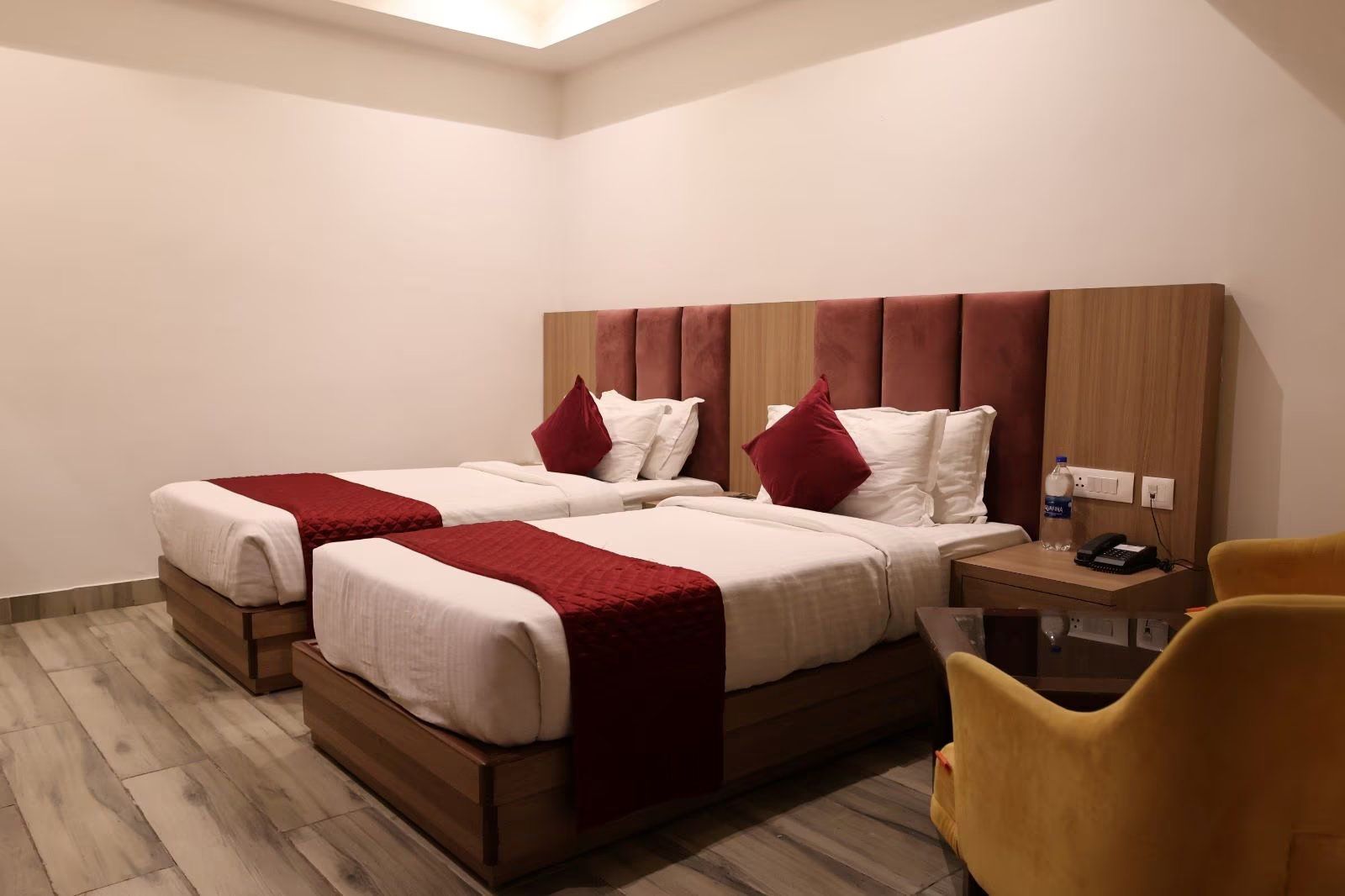 PRIYDARSHAN BANQUET AND RESTAURANT Deluxe Room 6