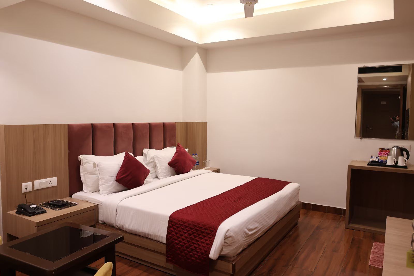 PRIYDARSHAN BANQUET AND RESTAURANT Deluxe Room 3