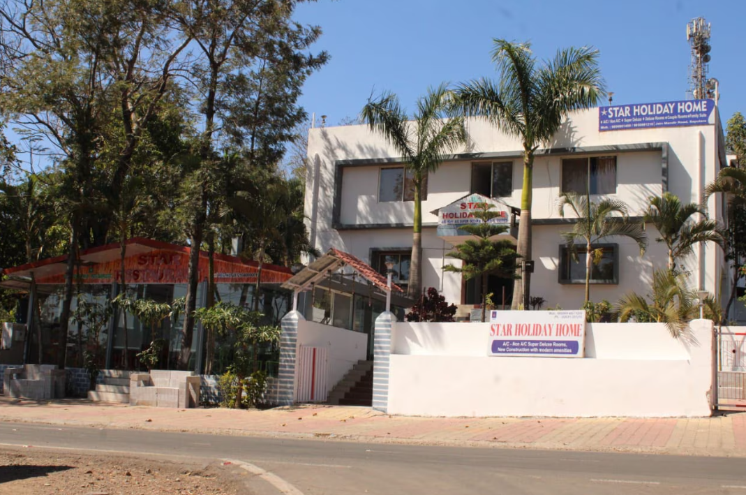 STAR HOLIDAY HOME HILL RESORT