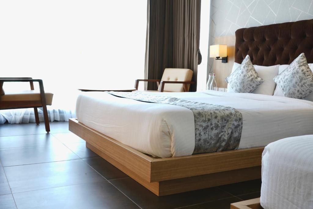 Superior Queen Bedroom