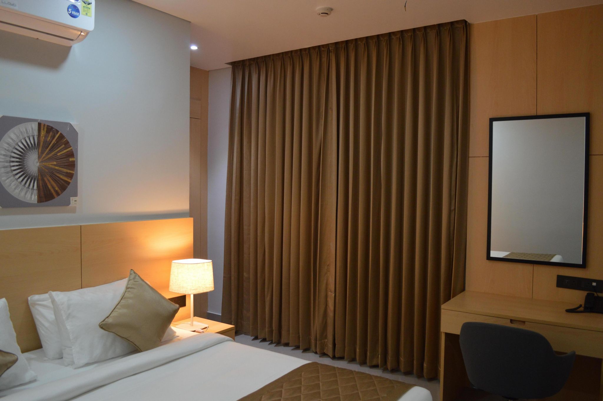 JBR Residency Standard Twin Room